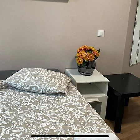 Studio Montsouris Париж Екстериор снимка
